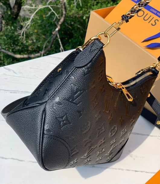 Boulogne Leather Croissant Bag