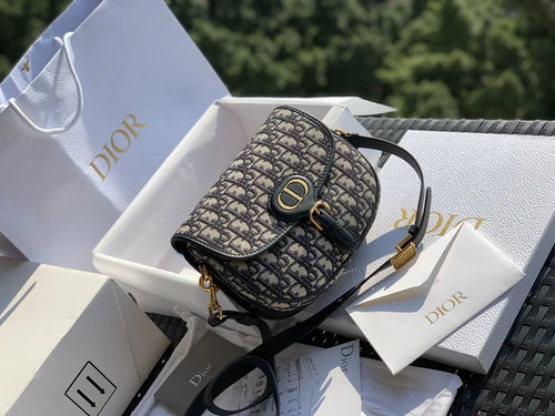 Classic Medium CD Handbag