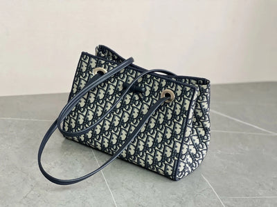 Classic Oblique Jacquard Fabric Handbag