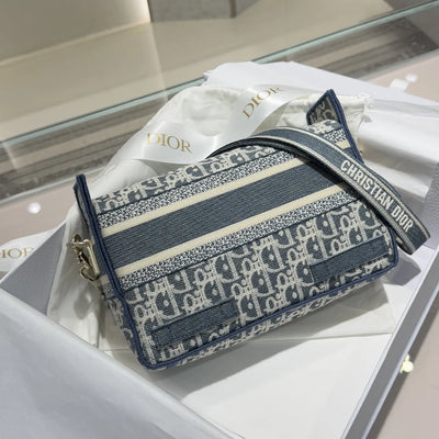 Classic Small Messenger Bag Handbag