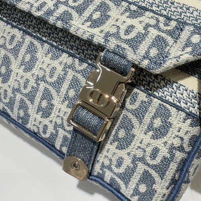 Classic Small Messenger Bag Handbag