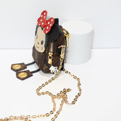 Cute Cartoon LV Girl AirPods Case Mini Bag