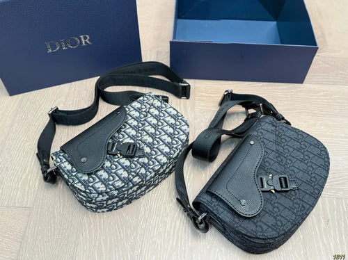 DR Saddle Bag Crossbody