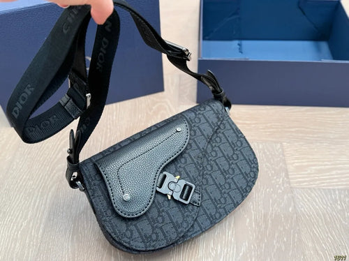DR Saddle Bag Crossbody