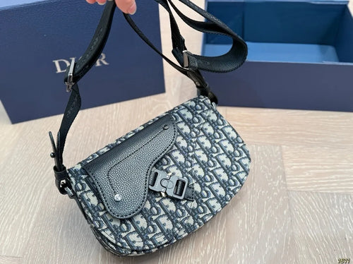 DR Saddle Bag Crossbody