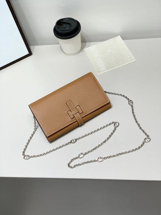 H Long Wallet on Chain Epsom Calfskin