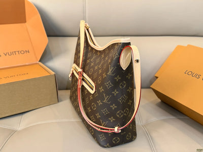 LV Monogram Lineup Bag