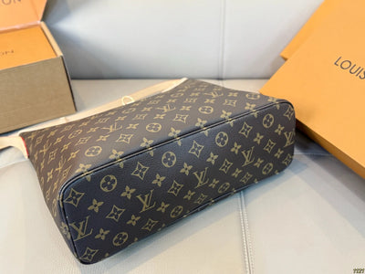 LV Monogram Lineup Bag