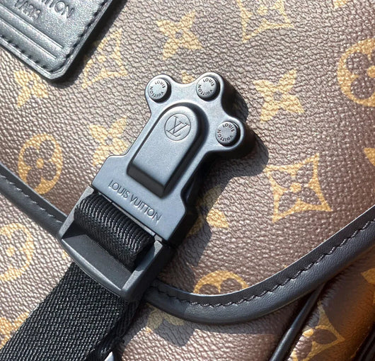 Trail Men’s Messenger Bag