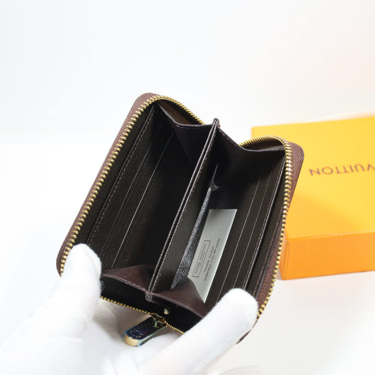 LV Leather Wallet Zipper Brown Checkered