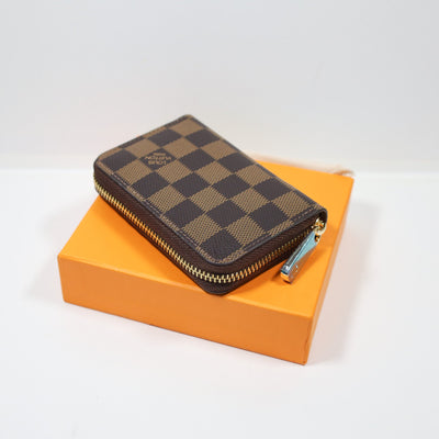 LV Leather Wallet Zipper Brown Checkered
