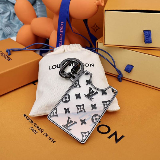 LV Keychain Card Holder Design