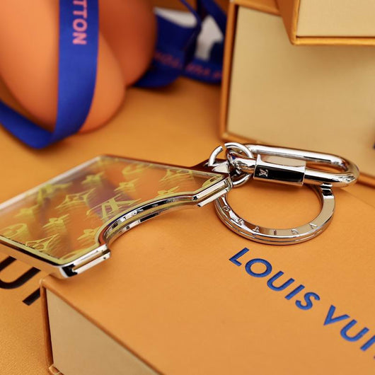 LV Keychain Card Holder Design