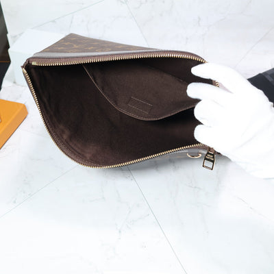LV Pochette Handbag Daily Pouch