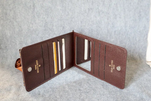 LV Phone Bag Crossbody Lightweight Mini Wallet with Credit Card Slots