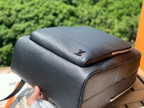 Men’s Backpack in Cross-Grain Calfskin