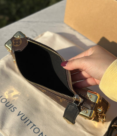 Slim Trunk Soft-Sided Bag