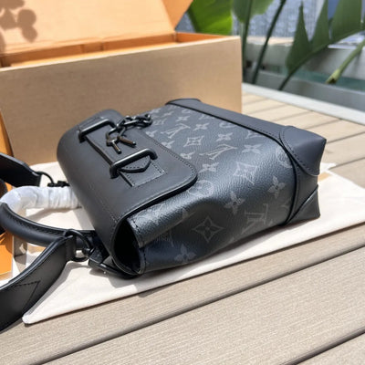 Small Steamer Handbag