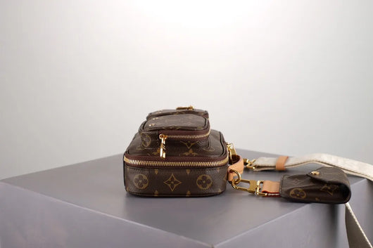 Utility Crossbody Handbag