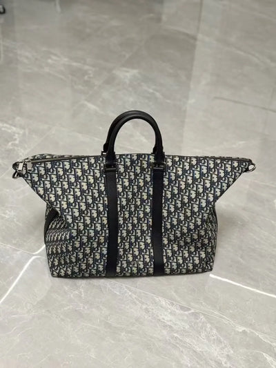 Weekender 40 Monogram Travel Bag