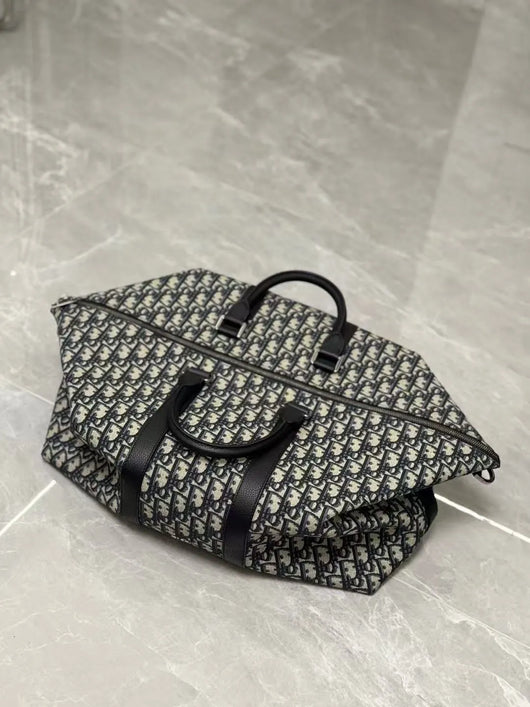 Weekender 40 Monogram Travel Bag