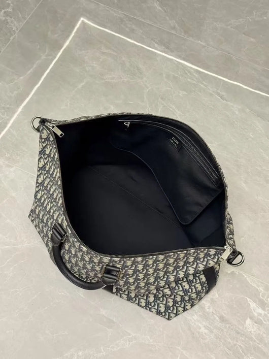 Weekender 40 Monogram Travel Bag