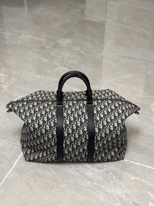 Weekender 40 Monogram Travel Bag