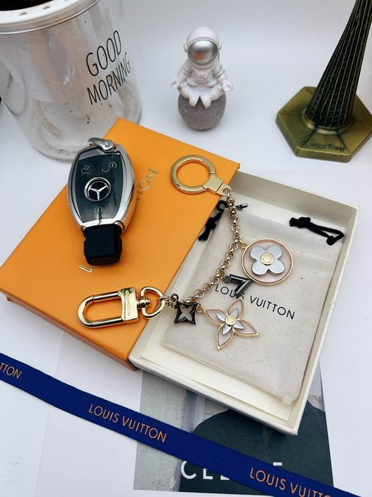 LV Keychain Contrasted Ornaments Fashion Design Bag Charm