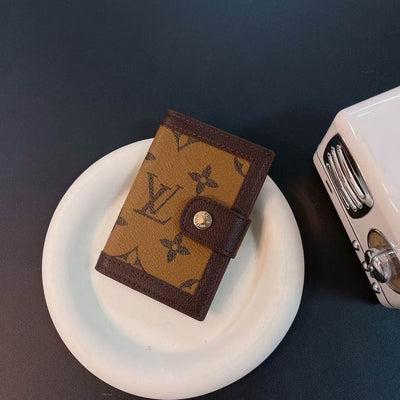 LV Card Holder Wallet Button Closure